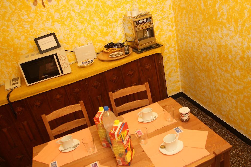 Bed & Breakfast La Rosa Dei Venti Genoa Bilik gambar